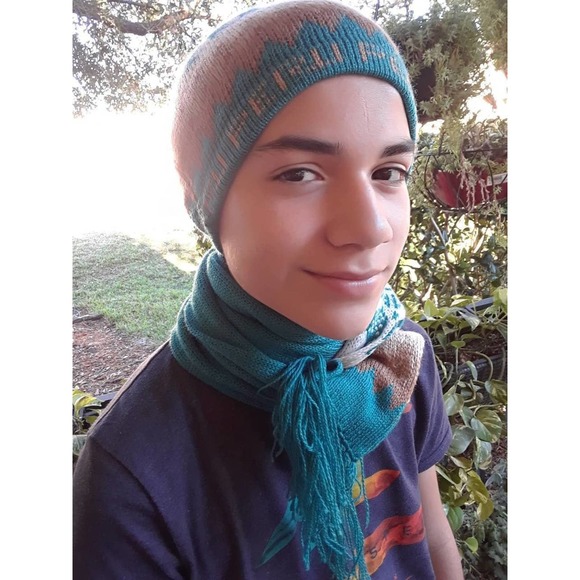 Peruvian Hat (Chullo) and Scarf One Piece Alpaca and Sheep Wool - Picture 1 of 5